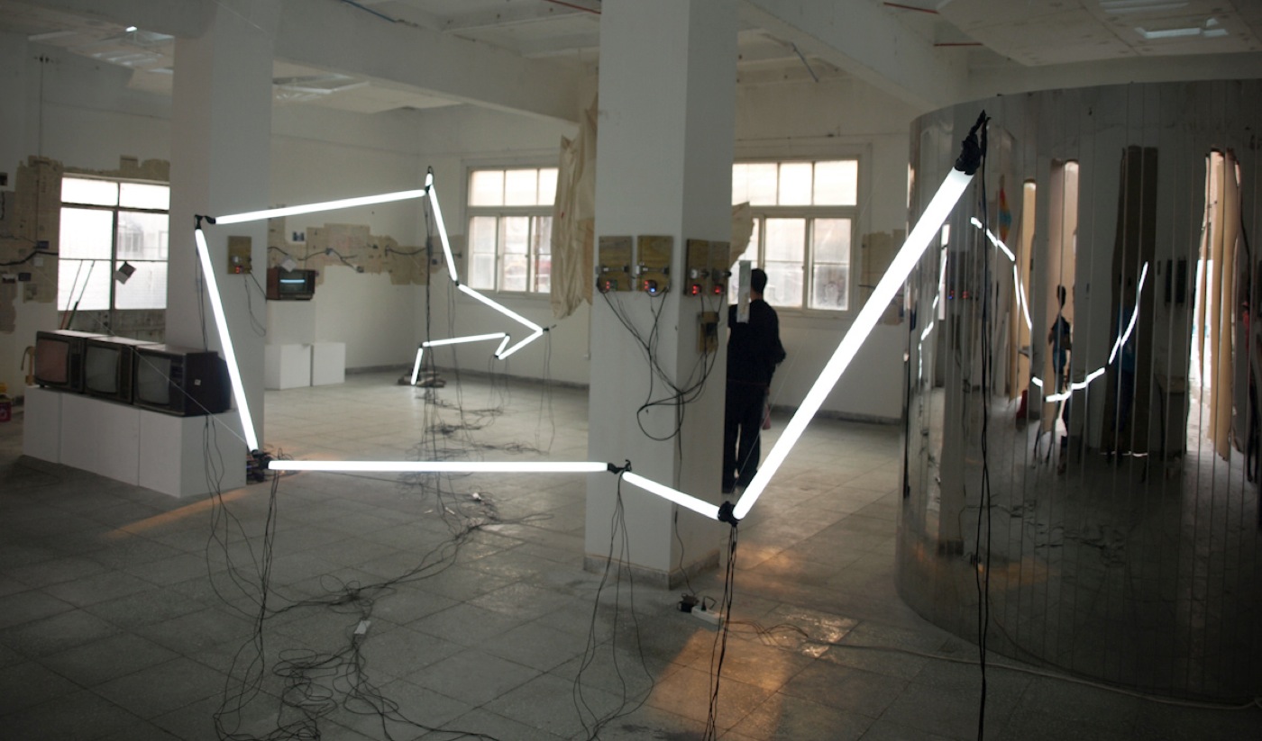 light prolapse, installation